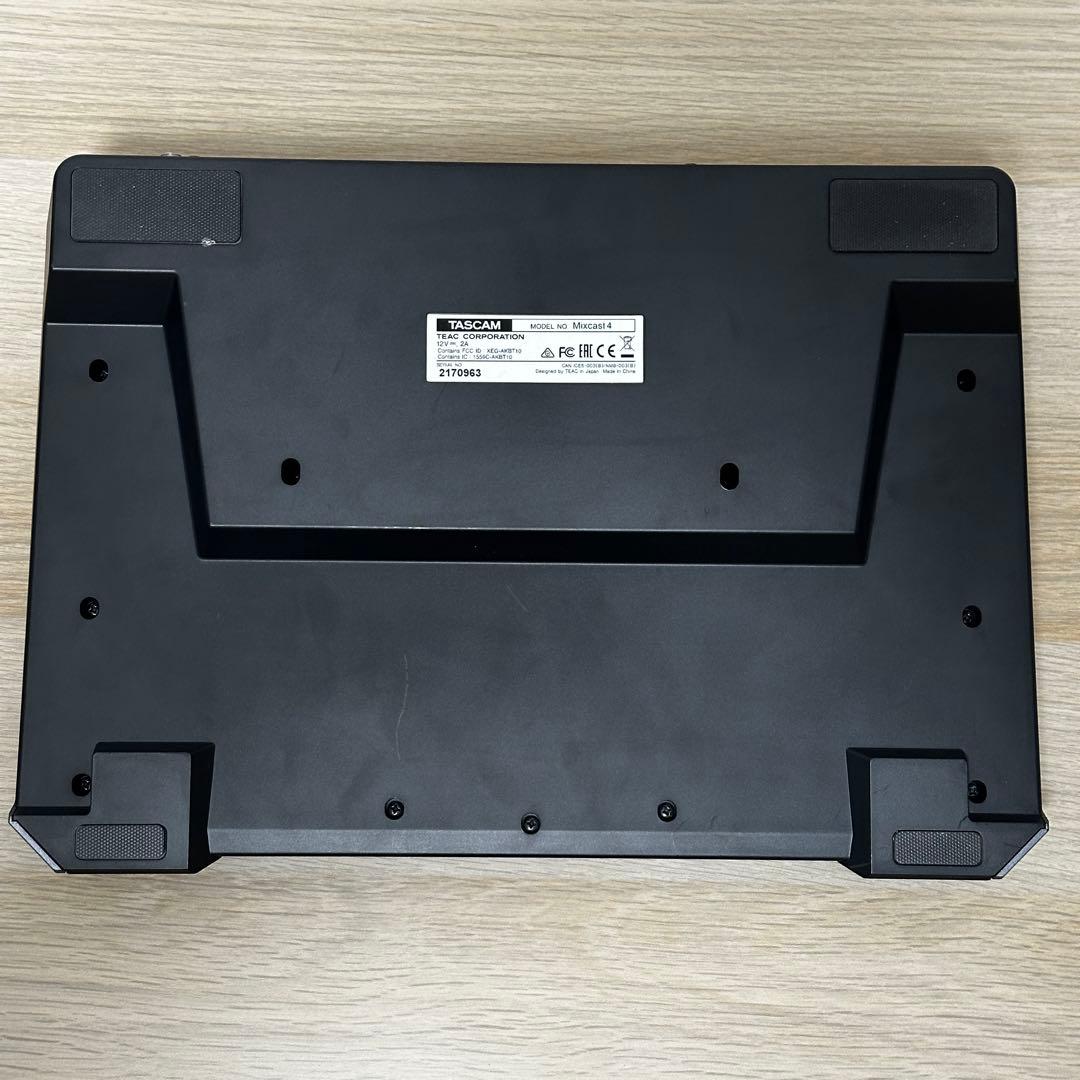 TASCAM Mixcast 4 タスカム ポッドキャスト制作ワークステーション