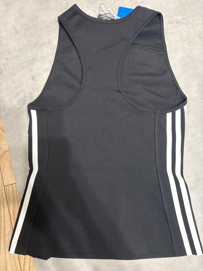 balenciaga adidas タンクトップ ブラック