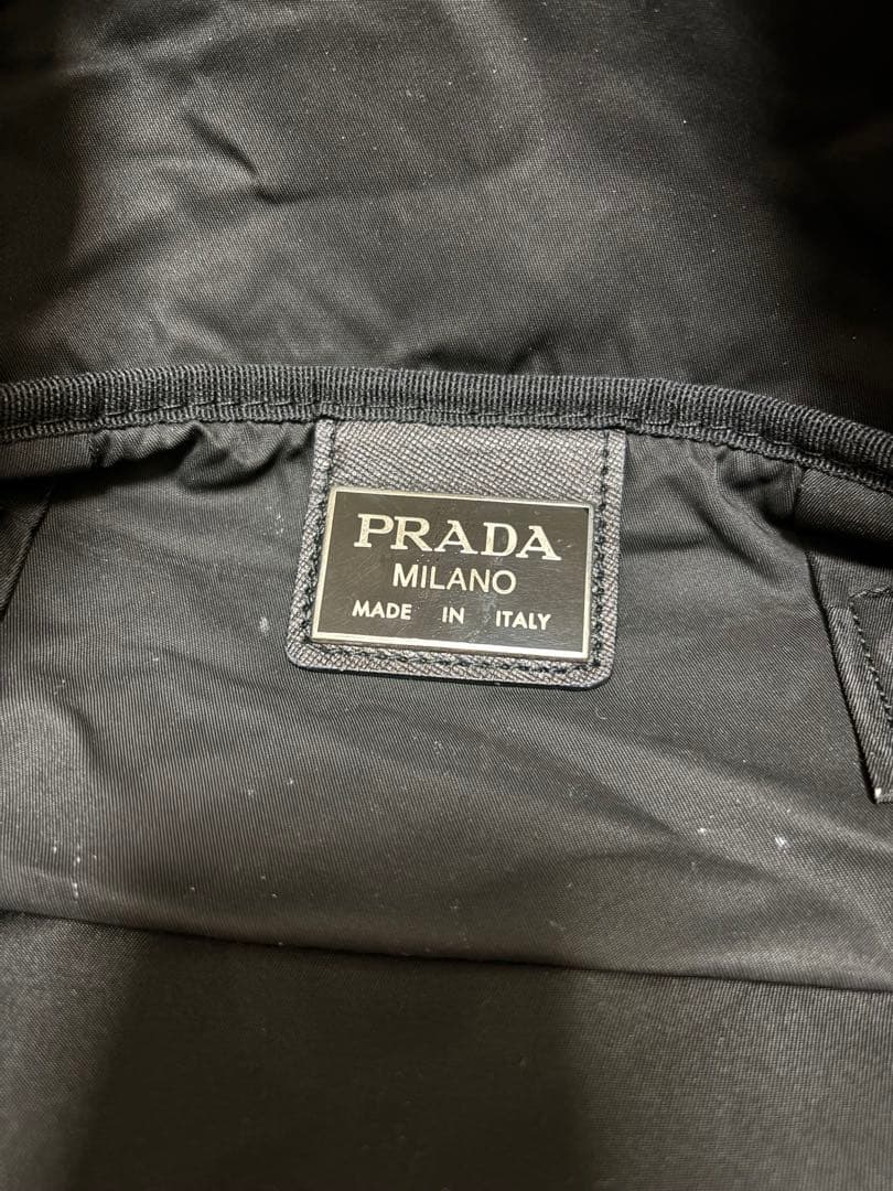 PRADA 黒 ナイロン ボストンバッグ　ショルダー付き　旅行バック
