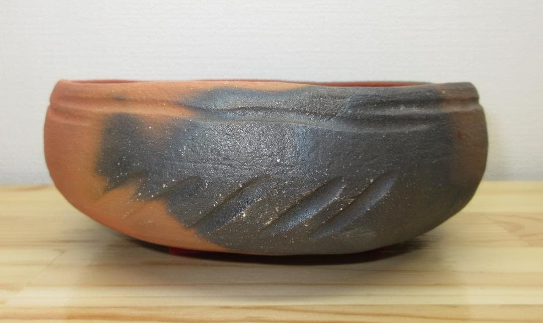 送料込【逢絢亭】茶道具 灰器 赤楽 素焼 風炉用 吉村楽入 共箱入り