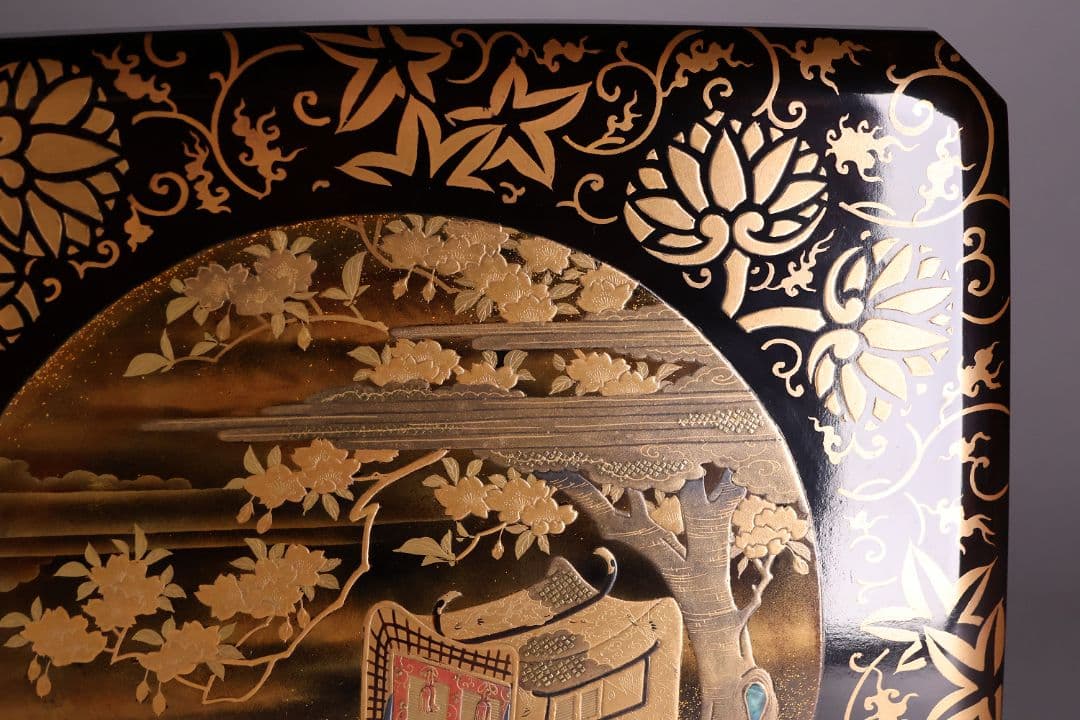 【MA693】加賀蒔絵 饅羹重 御所車 葵唐草 蝶 金蒔絵 螺鈿 木製 饅頭箱