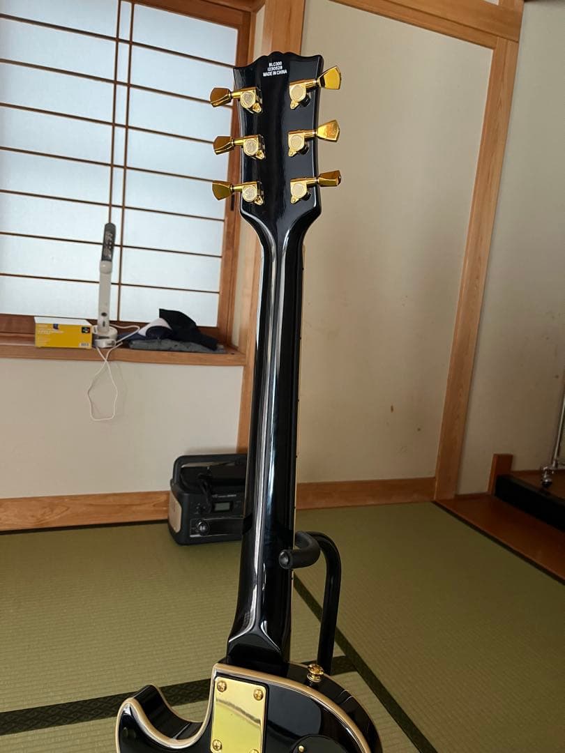 レスポールカスタム　BOSS DS-1+弦付き