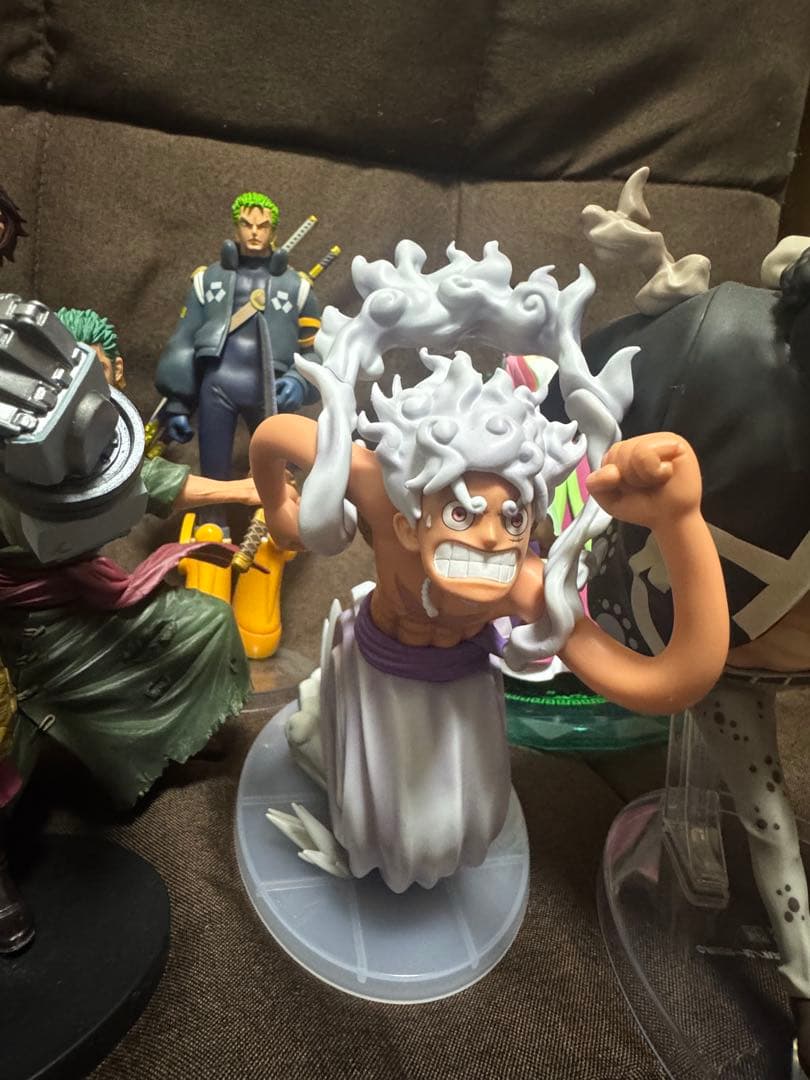 ワンピース フィギュアセット 9体 3体おまけ　全て箱無しです