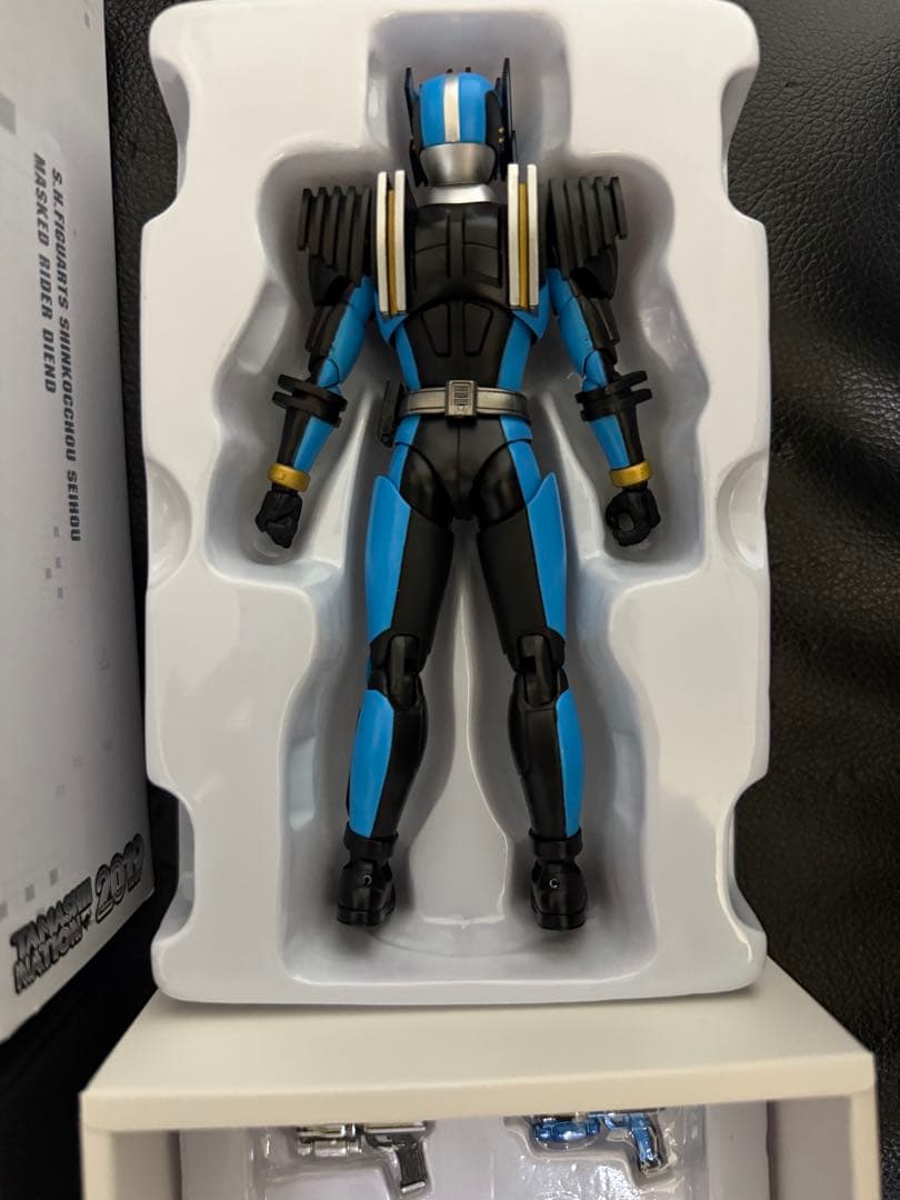 S.H.Figuarts 真骨彫製法 仮面ライダーディエンド