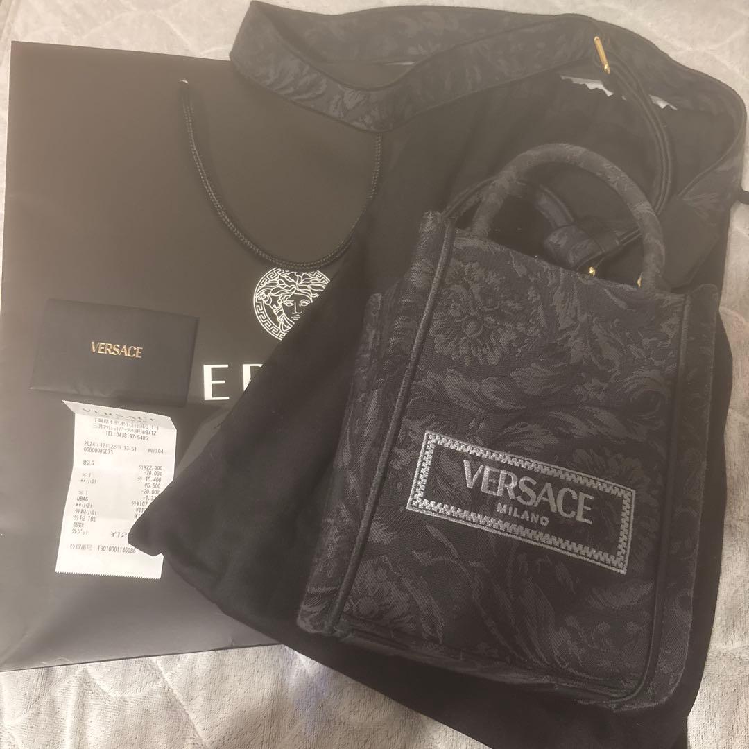 VERSACE ブラック ショルダーバッグ