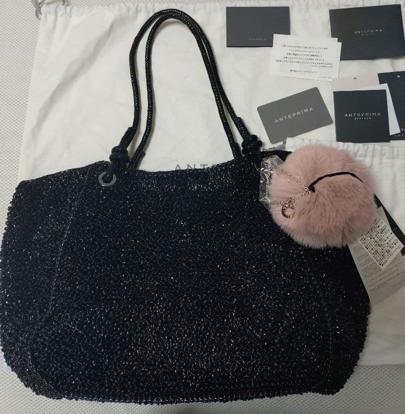 ☆美品専用バッグのみ☆アンテプリマ　ノードＵ/エナメルブラック