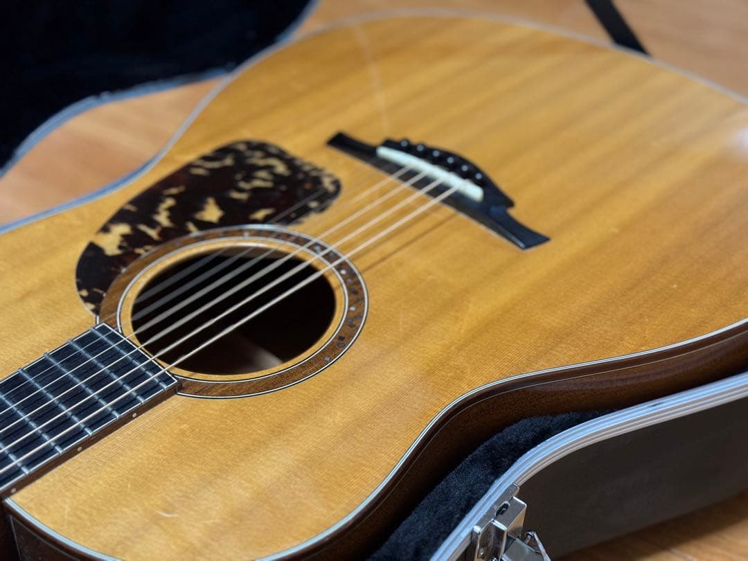 手工アコースティックギターTupli Vesse マホガニー ハードケース付