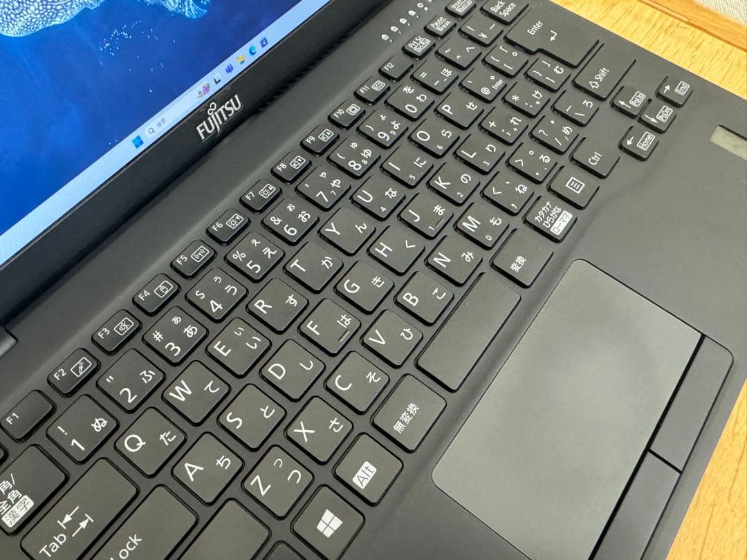 Fujitsu LIFEBOOK インテル11世代CPU Core i7/8GB
