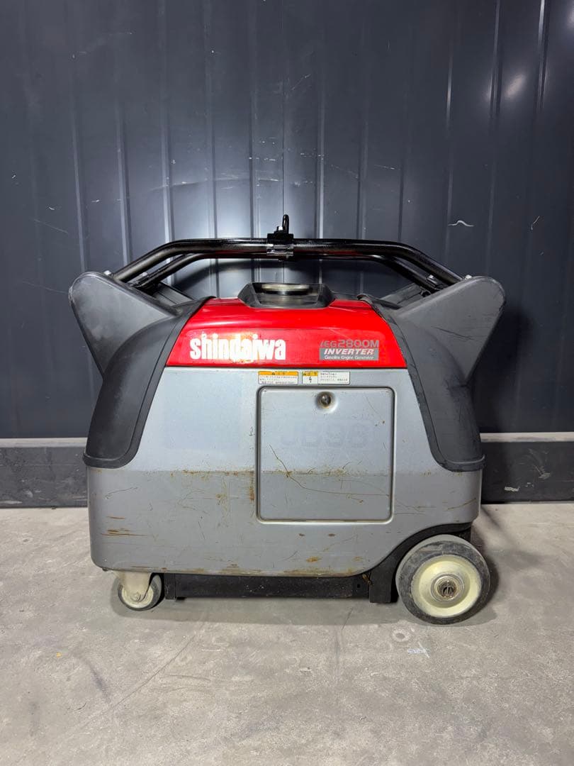 ダイワ インバーター発電機 iEG2800M 発電機ガソリンエンジン 現場