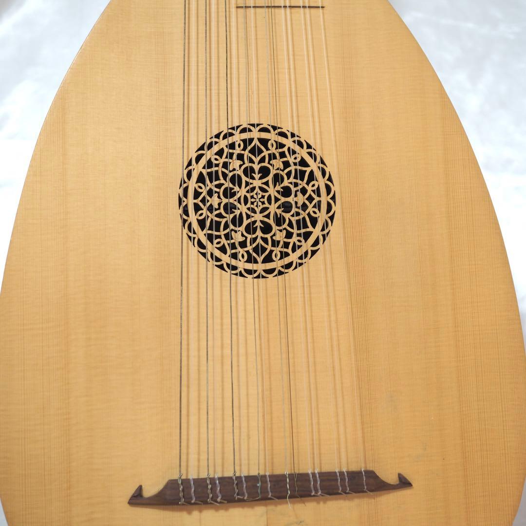 ルネサンスリュート 8コース 15弦 ハードケース付き