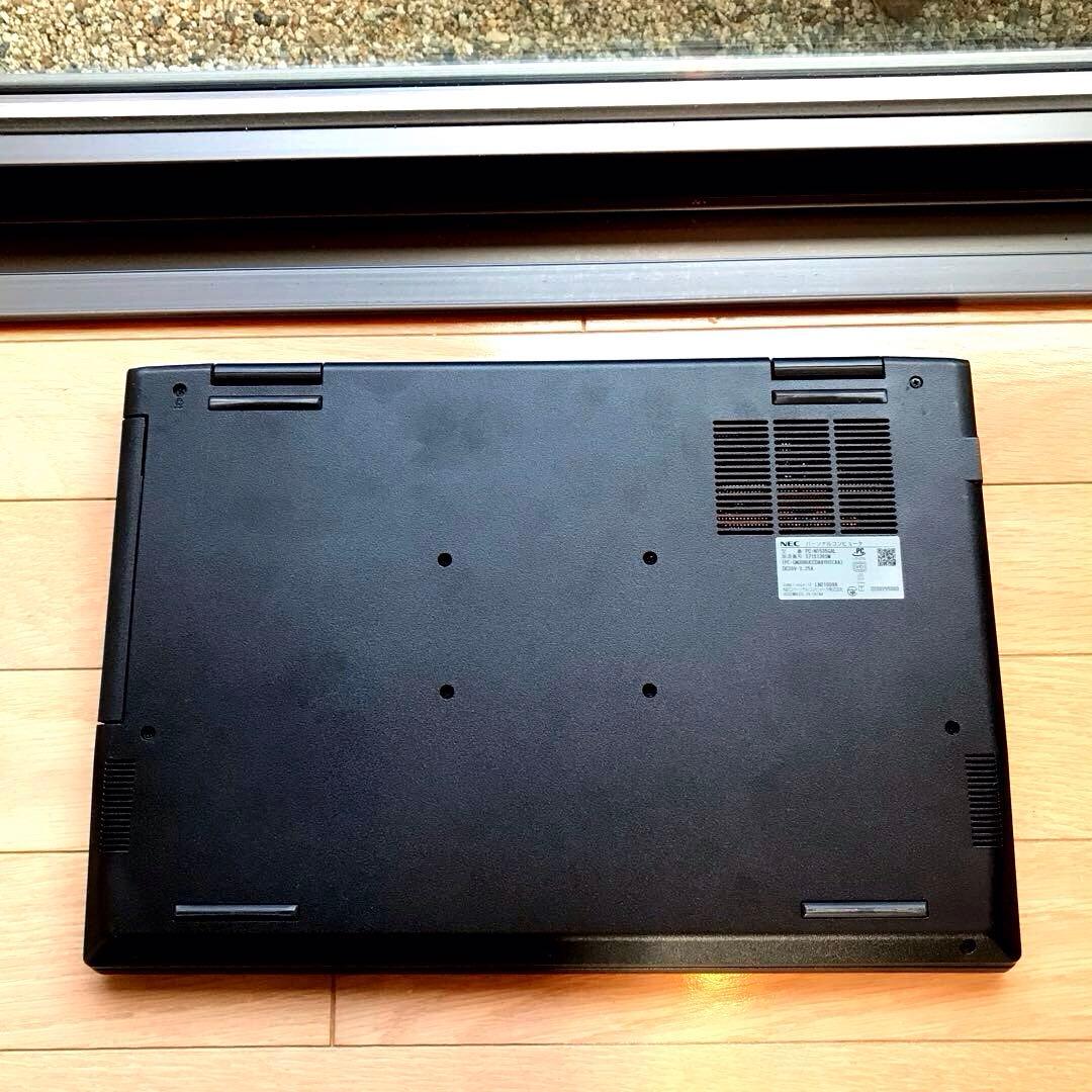 美品NEC LaVie N1535/GAL【2023年製】 office