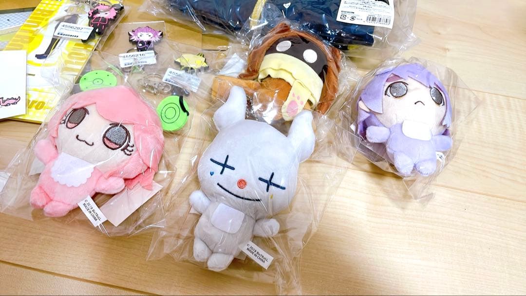 BinTRoLL グッズ