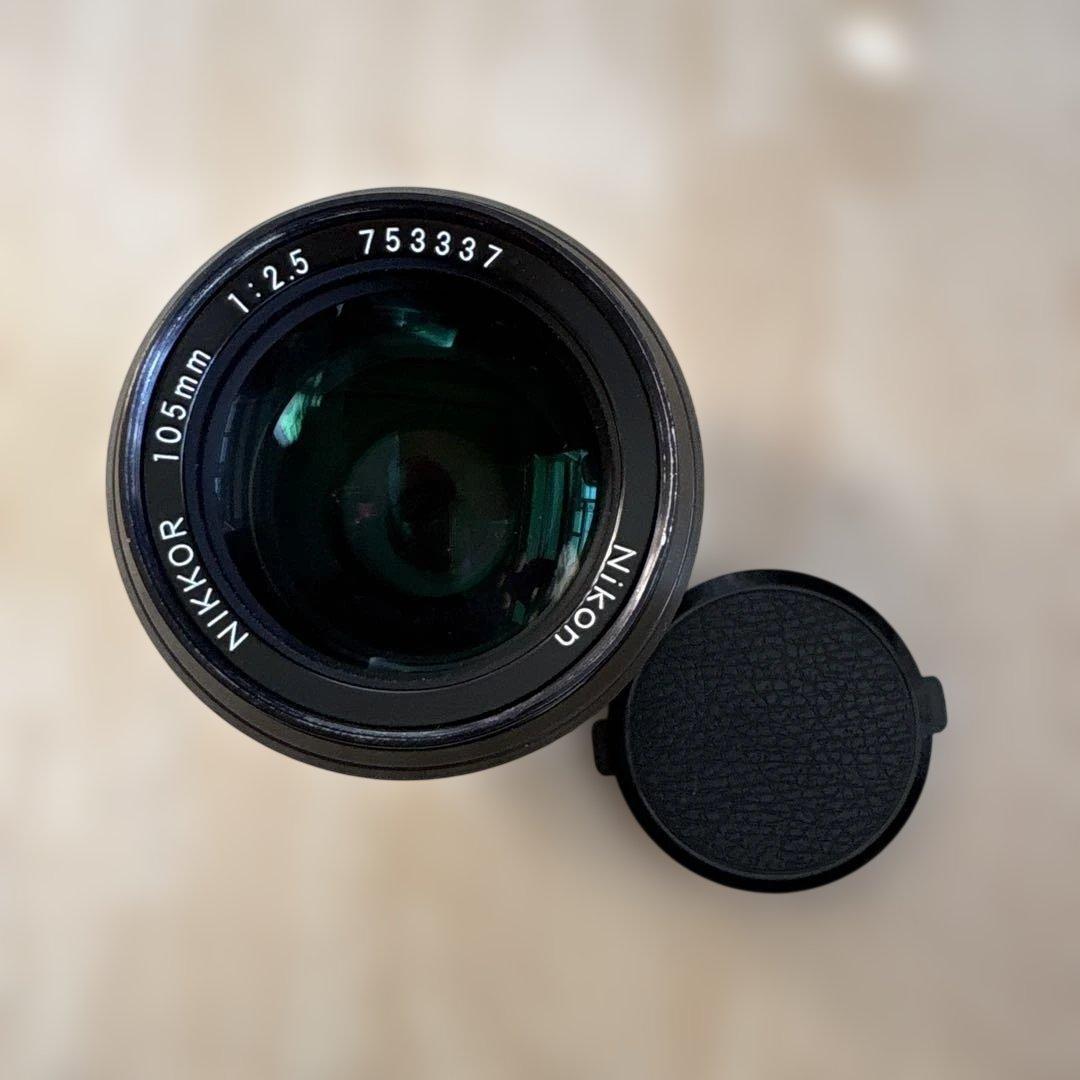 NIKKOR 105mm f/2.5 AIレンズ