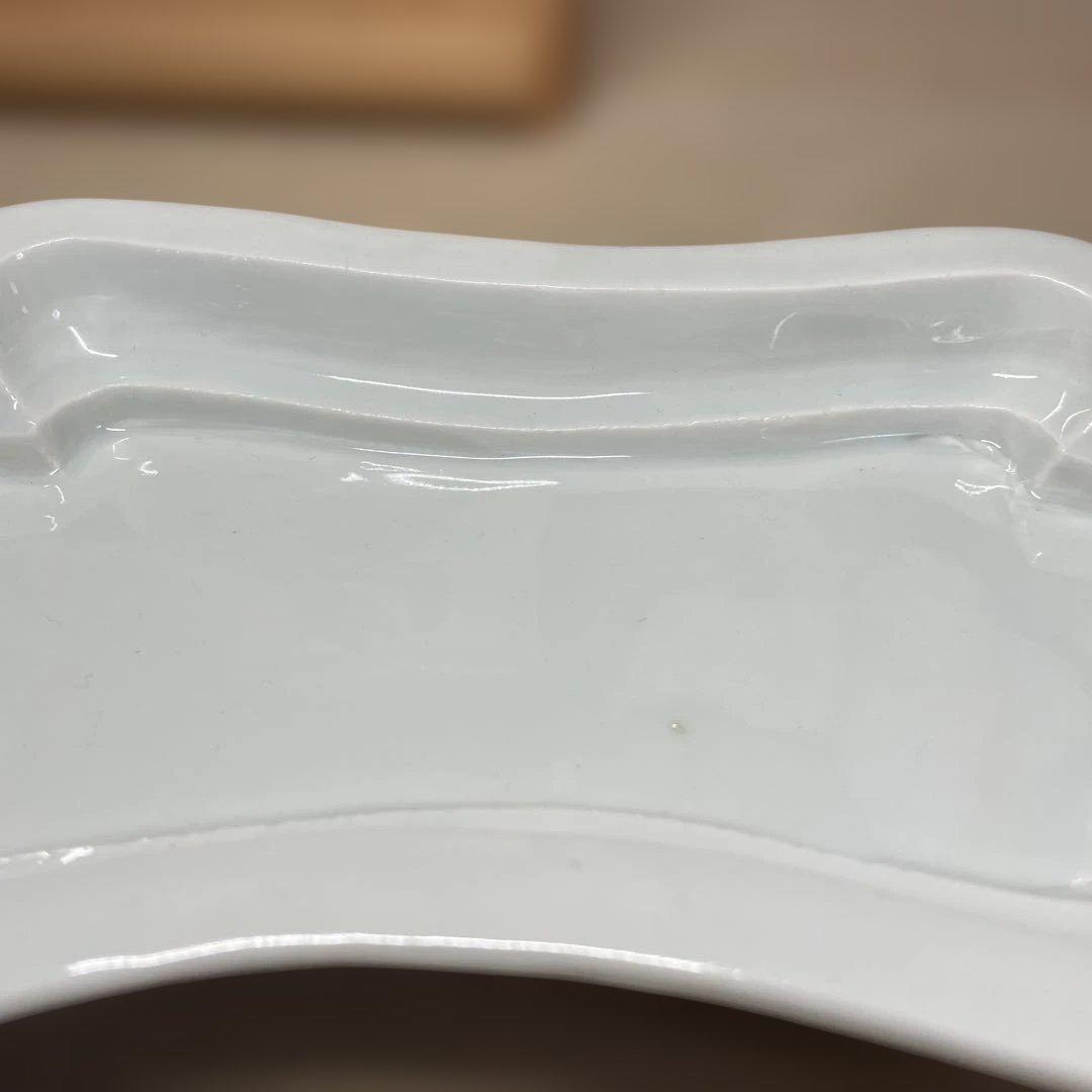 上田恒次　白磁木瓜皿　共箱