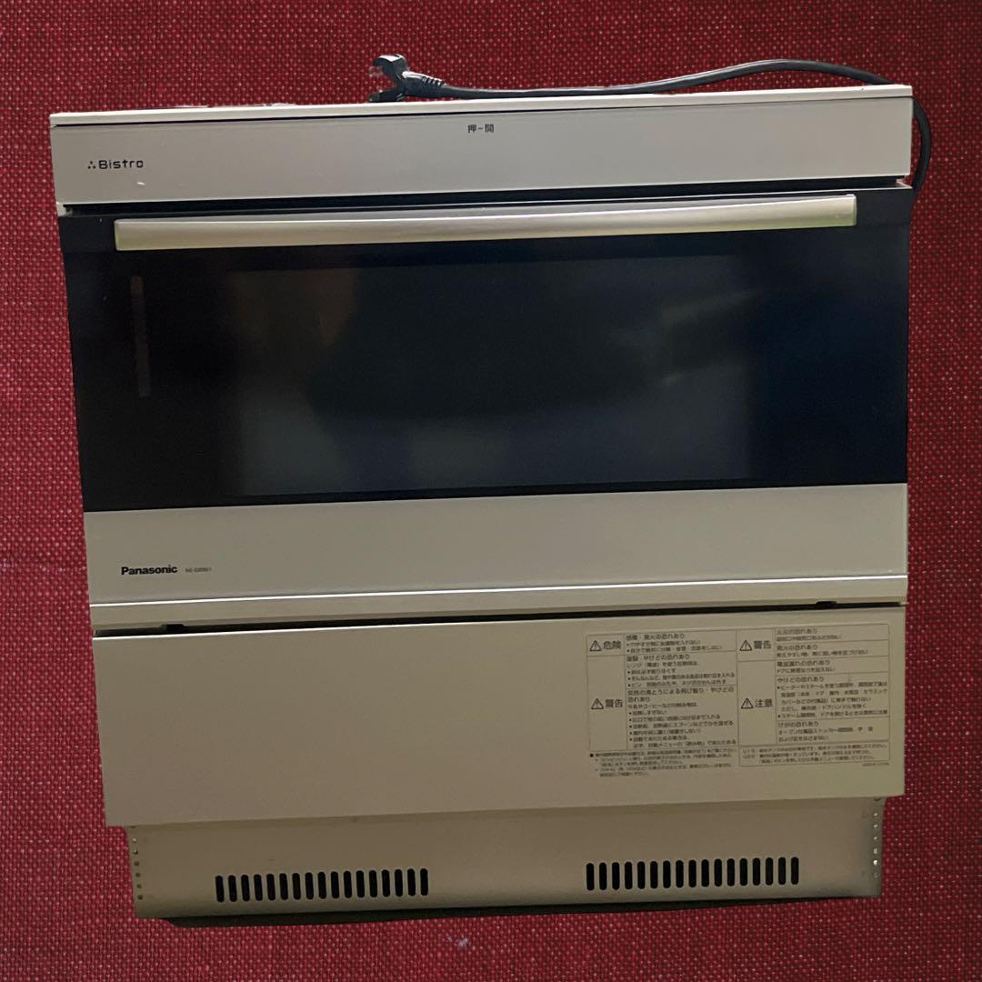 Panasonic ビルトインオーブンレンジ NE-DB901W、2018年製。