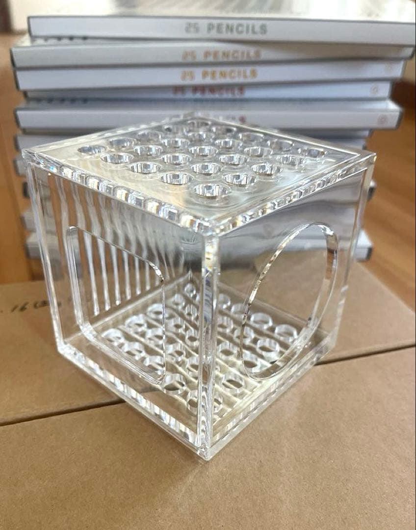 フェリシモ　色鉛筆　500色　ペンスタンド付き