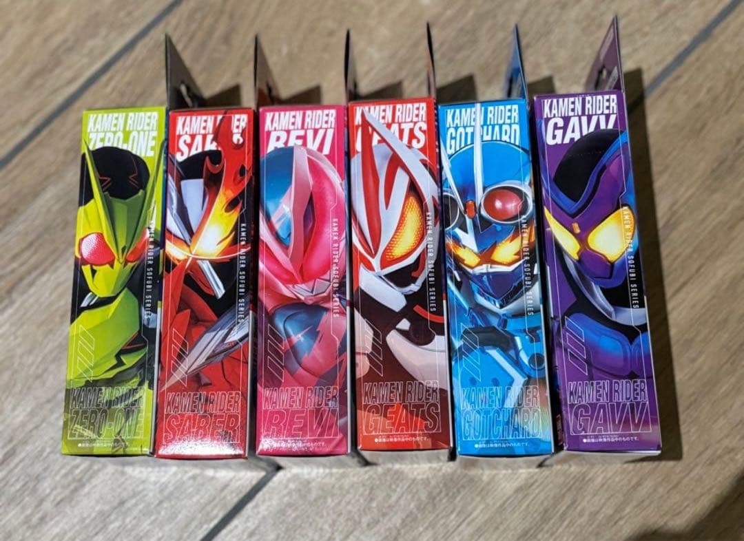 仮面ライダーストア 限定 令和 仮面ライダー クリアＶｅｒ． ソフビ