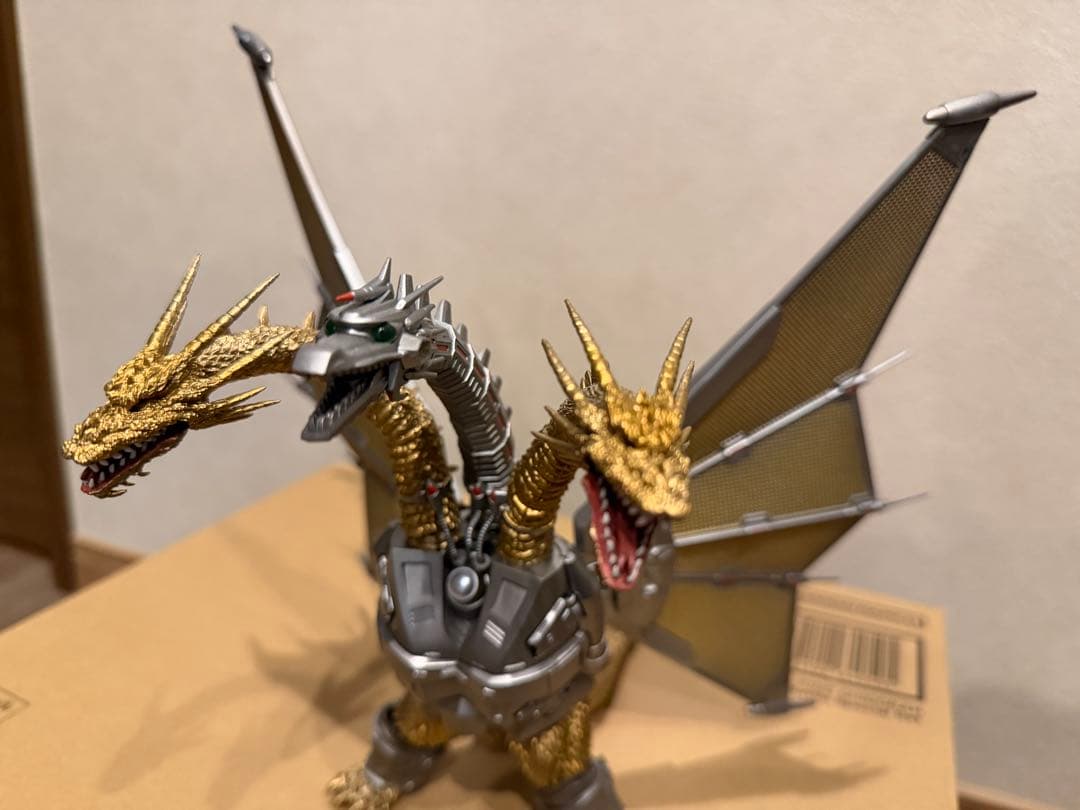 S.H.MonsterArtsメカキングギドラ 新宿決戦 Special Set