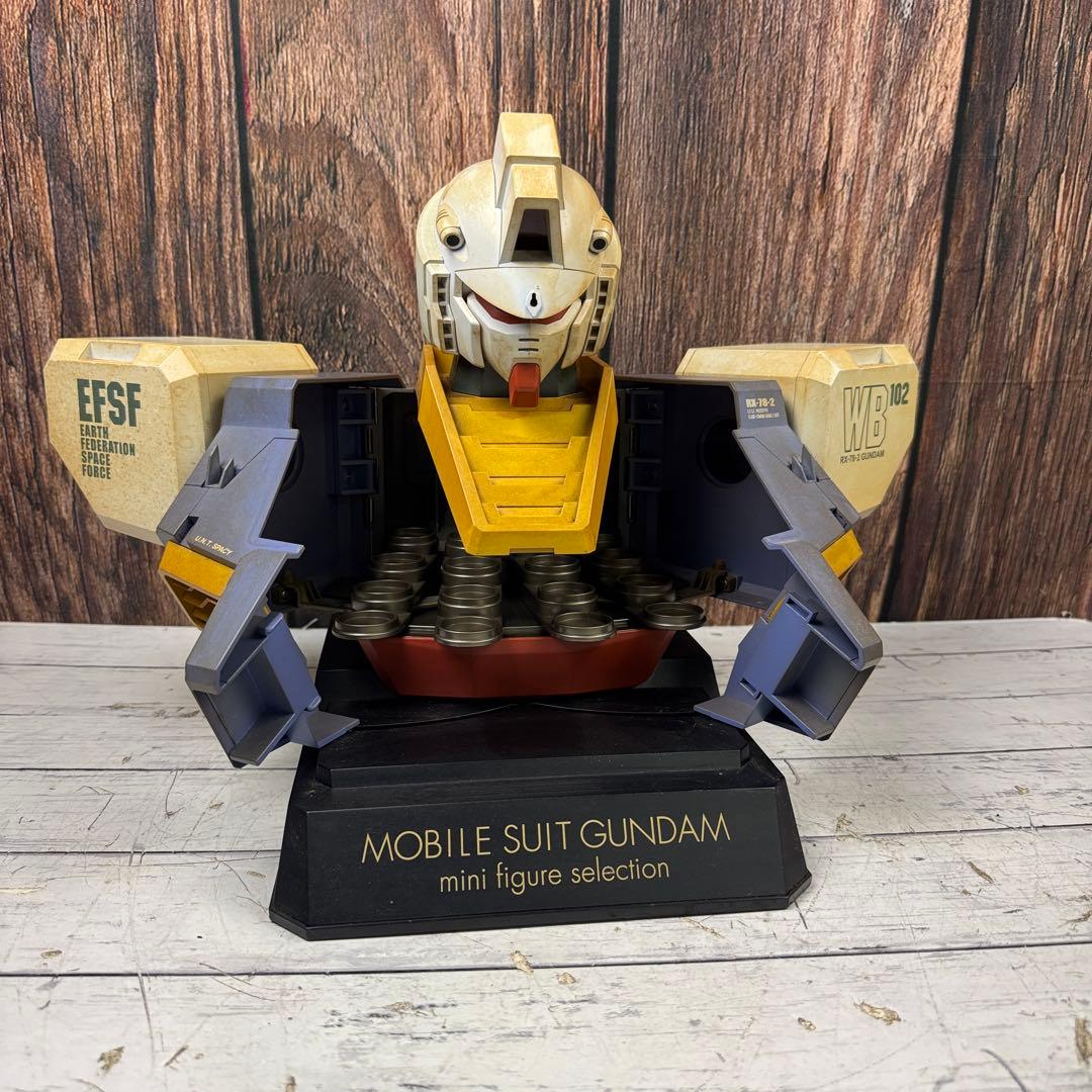 ガンダム 胸像型 ディスプレイケース MOBILE SUIT GUNDAM