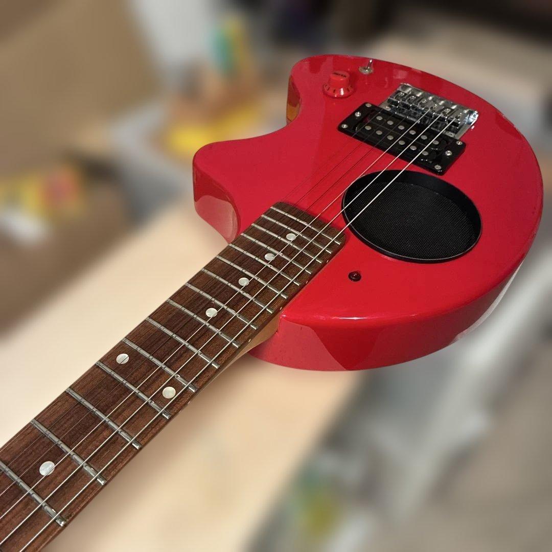 Fernandes zo-3赤