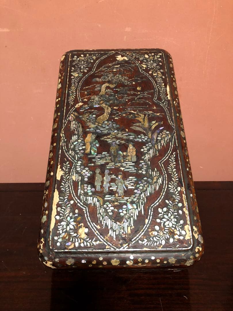 古格漂う唐物もしくは李朝の螺鈿細工文箱
