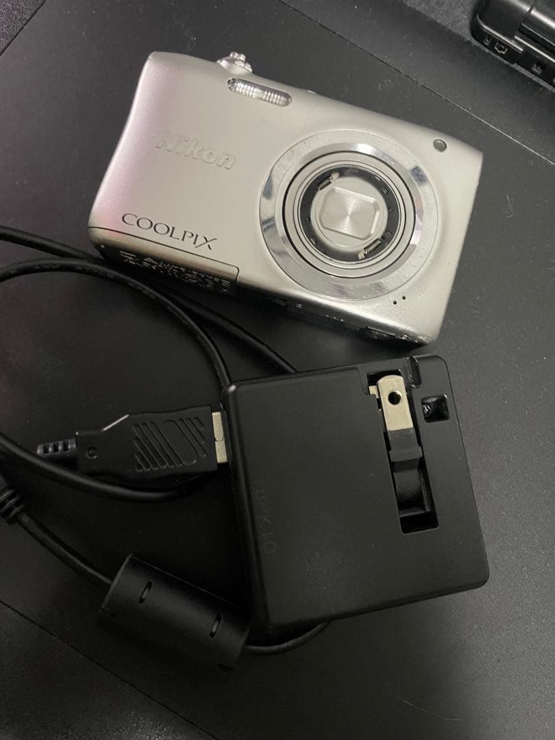Nikon COOLPIX A100 デジタルカメラ