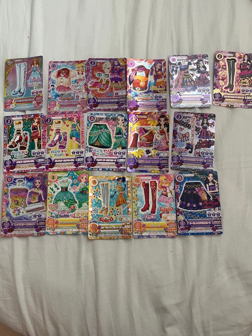 アイカツカード まとめ売り約270枚プレミアム19枚 枚大量 初期 学生証