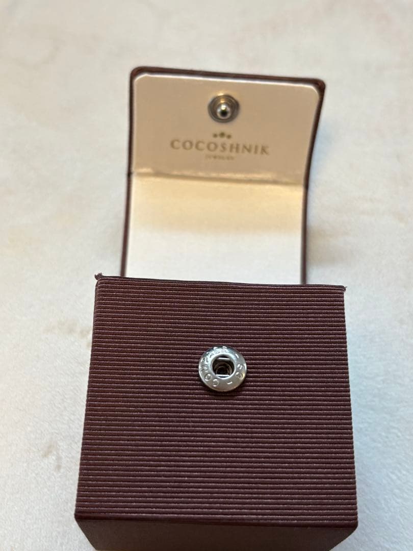 ココシュニック　k10 ダイヤモンド　ハーフエタニティ　v字 リング