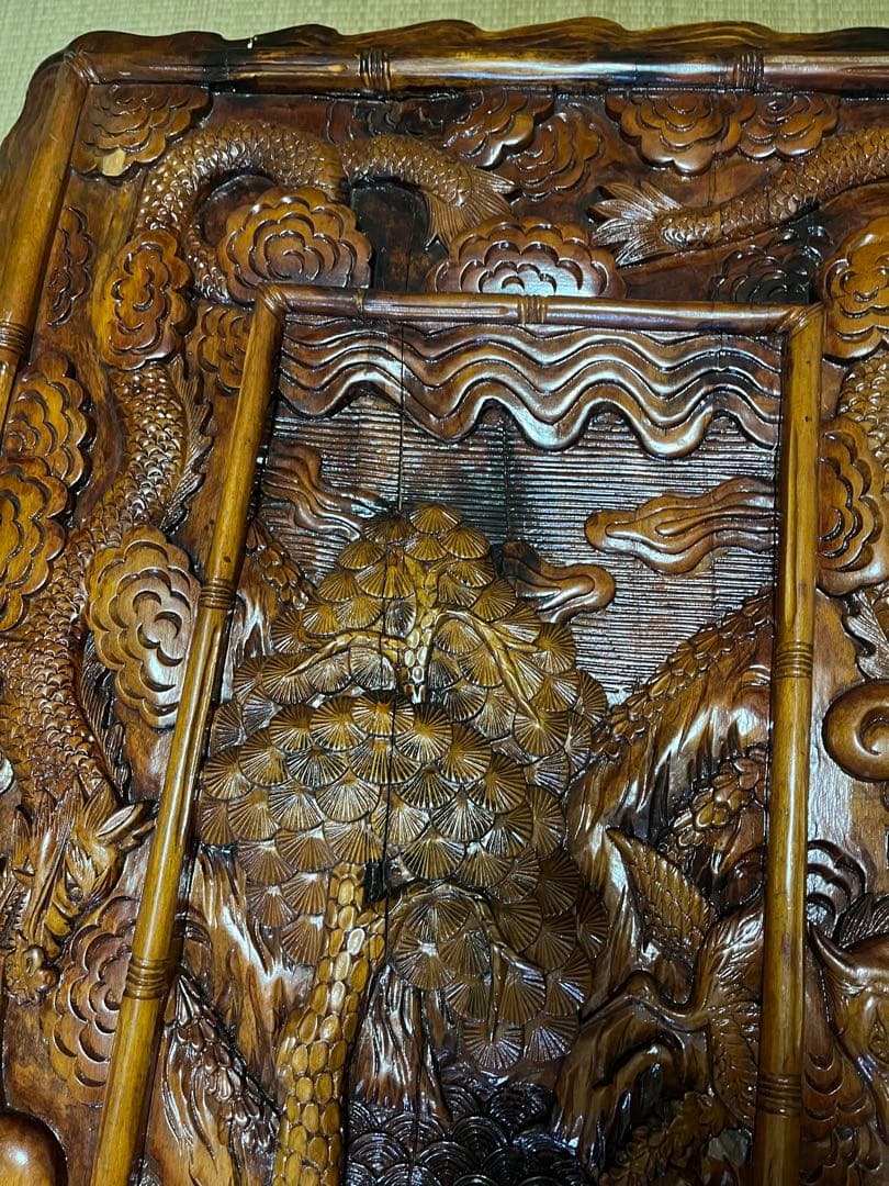 木製彫刻テーブル　一枚板