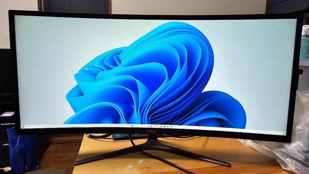 MSI MAG341CQ VESAマウント付