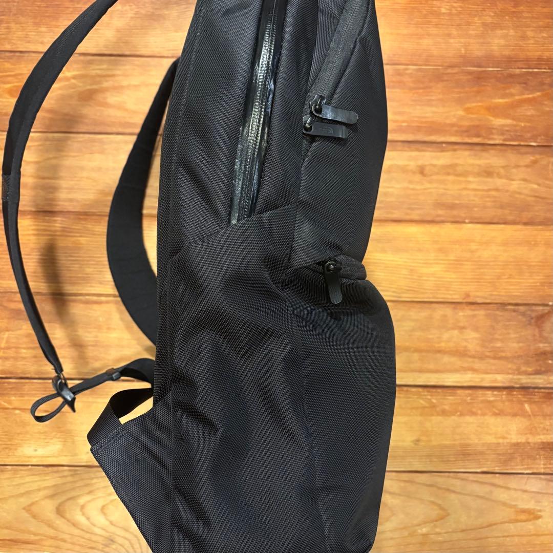 ノースフェイス northface シャトルデイパック スリム バッグ ビジネス