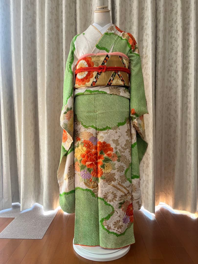 振袖5点セット(振袖、帯、帯揚げ、帯締め、長襦袢)