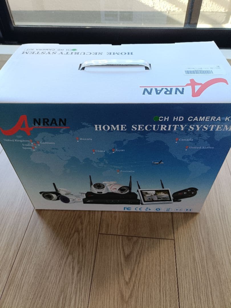 新品未使用　防犯カメラ4台や無線式モニター付きセット　2TBハードディスク付き