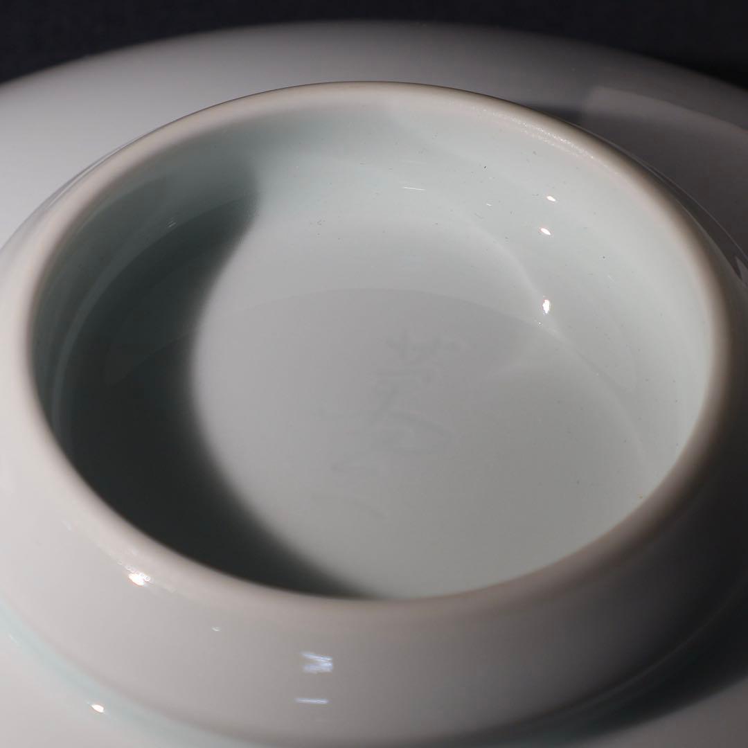 人間国宝 井上萬二 白磁緑釉牡丹彫文　鉢　菓子器　共箱　R1525ダN2