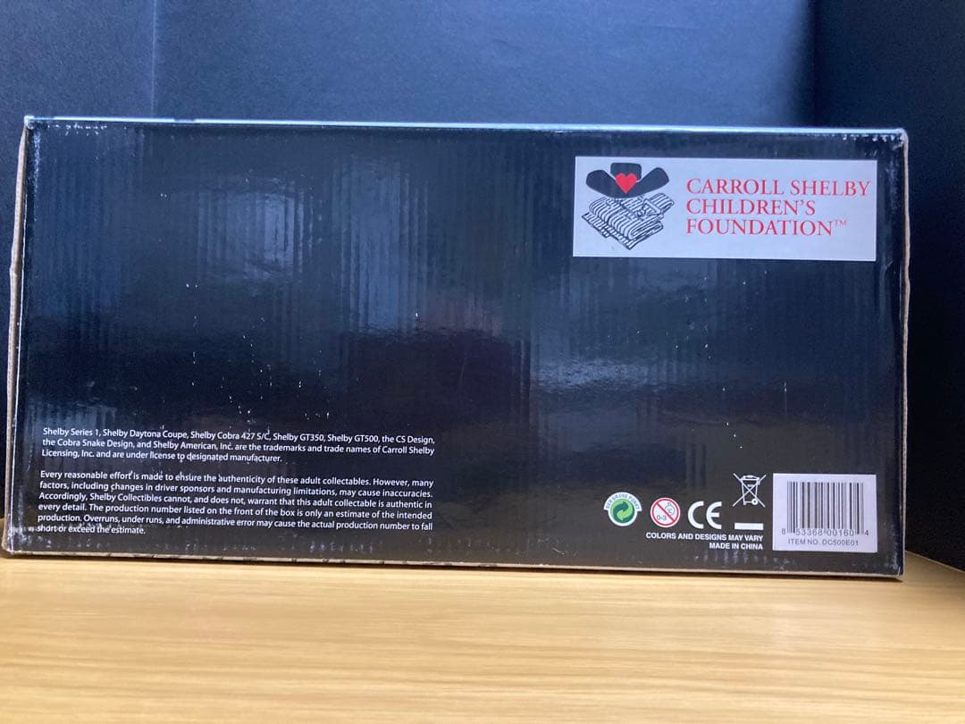 シェルビーGT500エレノア 1/18 と シェルビーGT-500 1/24