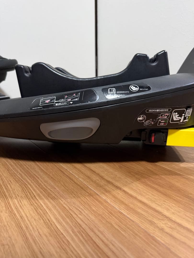 Aprica エアキャリー ISOFIXベース付き チャイルドシート 新生児