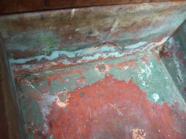 長火鉢　ケヤキ材　ひばし・灰ならし・五徳・猫板付き