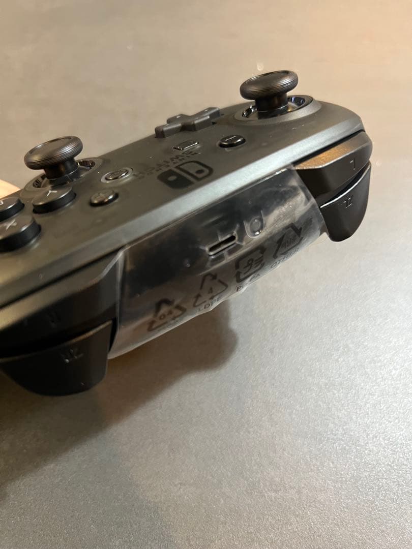 K 【動作確認済】Nintendo Switch本体 プロコン付きジョイコン無し