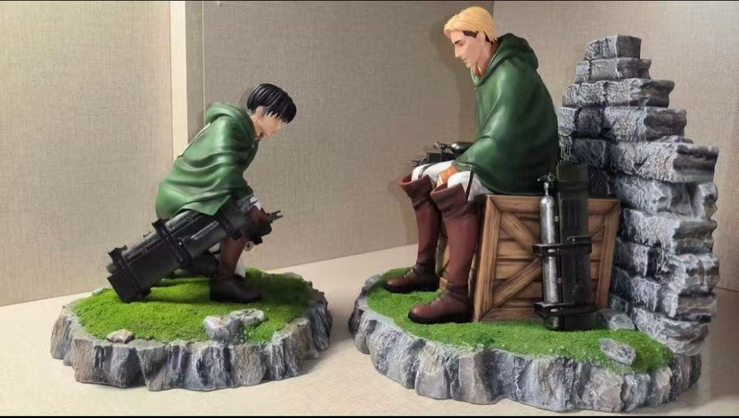 進撃の巨人 ② リヴァイ+ エルヴィン ガレージキット ガレキ スタチュー