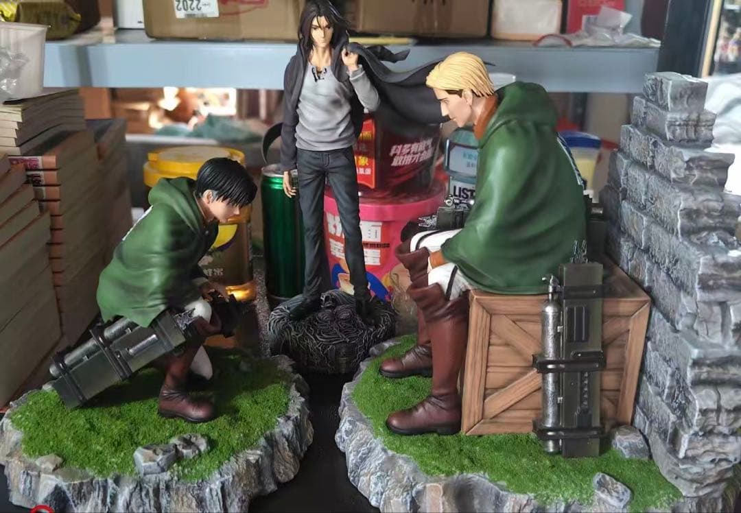 進撃の巨人 ② リヴァイ+ エルヴィン ガレージキット ガレキ スタチュー