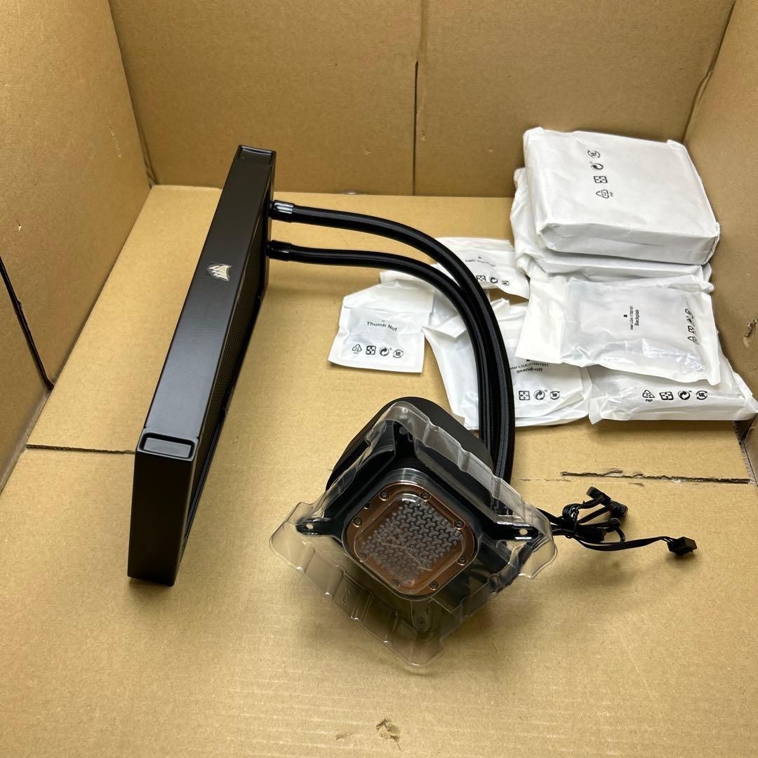 PC用ファン・クーラー CORSAIR NAUTILUS 240 RS ARGB