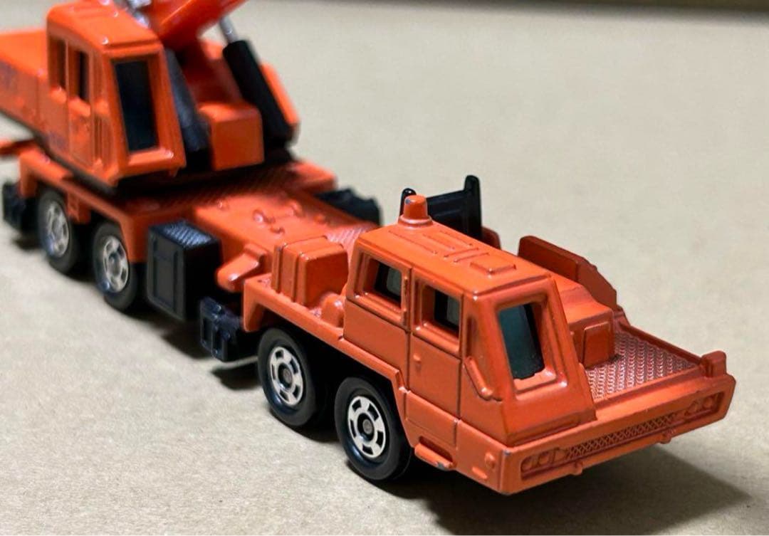 ロングトミカ L5 多田野 ハイドロクレーン TG-452 オレンジ