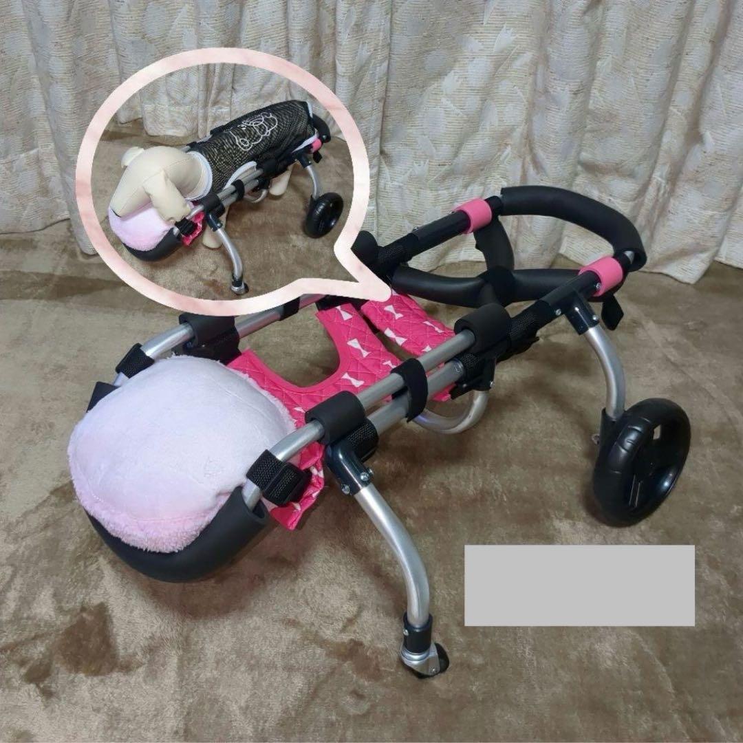 ワンちゃん4輪　リハビリ　犬の歩行器