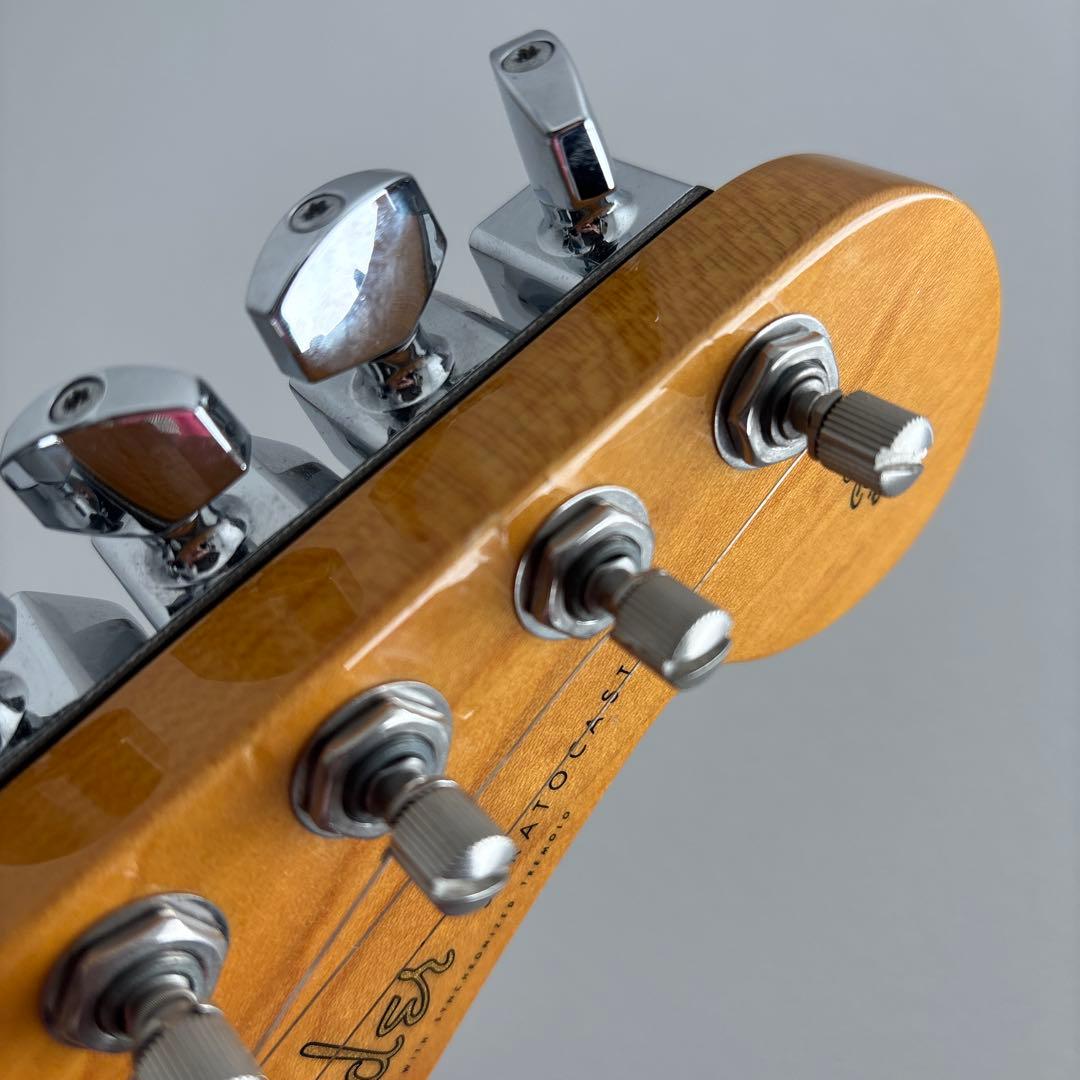 Fender Stratocaster サンバースト ギター