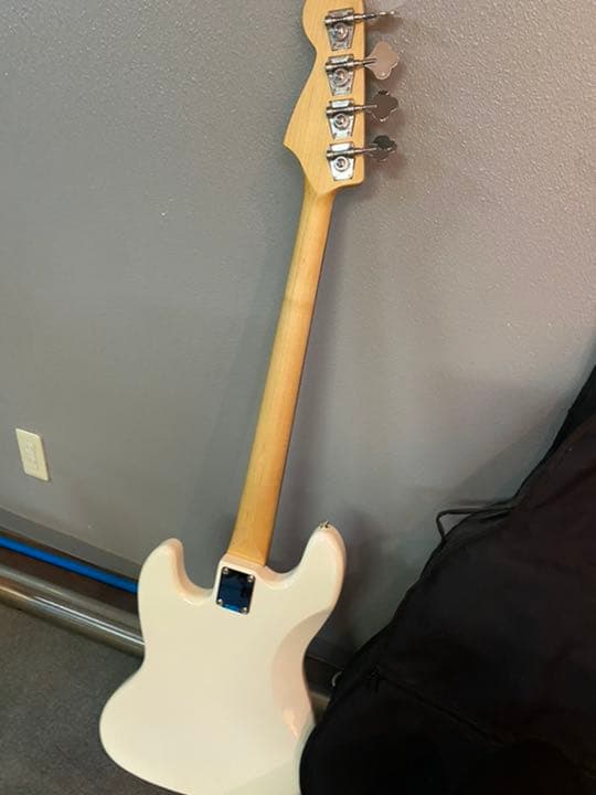 エレキギター ホワイト 袋付き