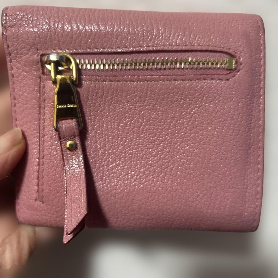 miu miu ピンク 三つ折りレター財布