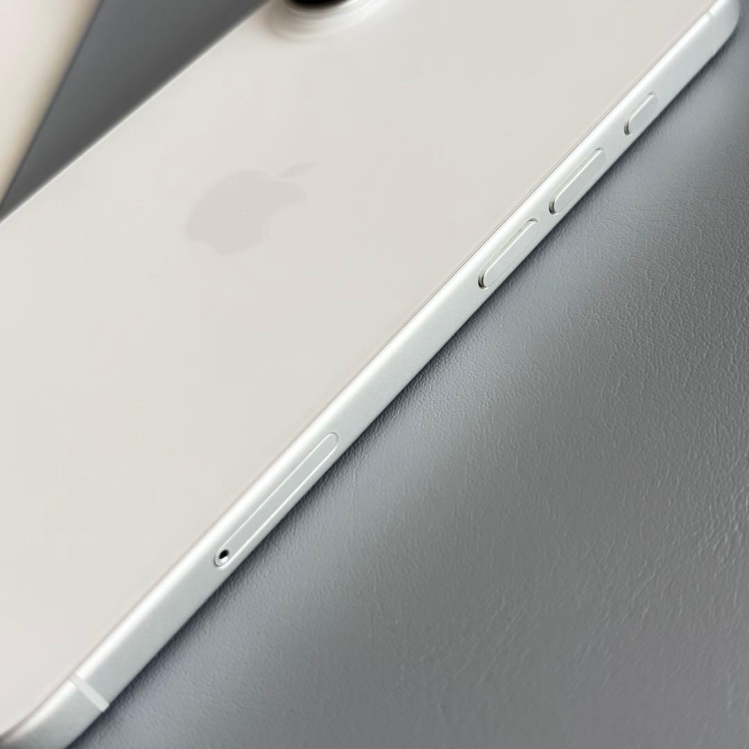 【傷なし美品】iPhone16 ホワイト 128GB SIMフリー ケース付き