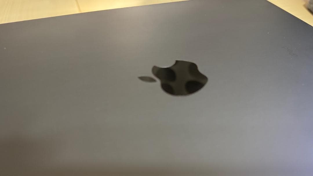 MacBook Pro 13インチ タッチバー SSD1TB メモリ16GB