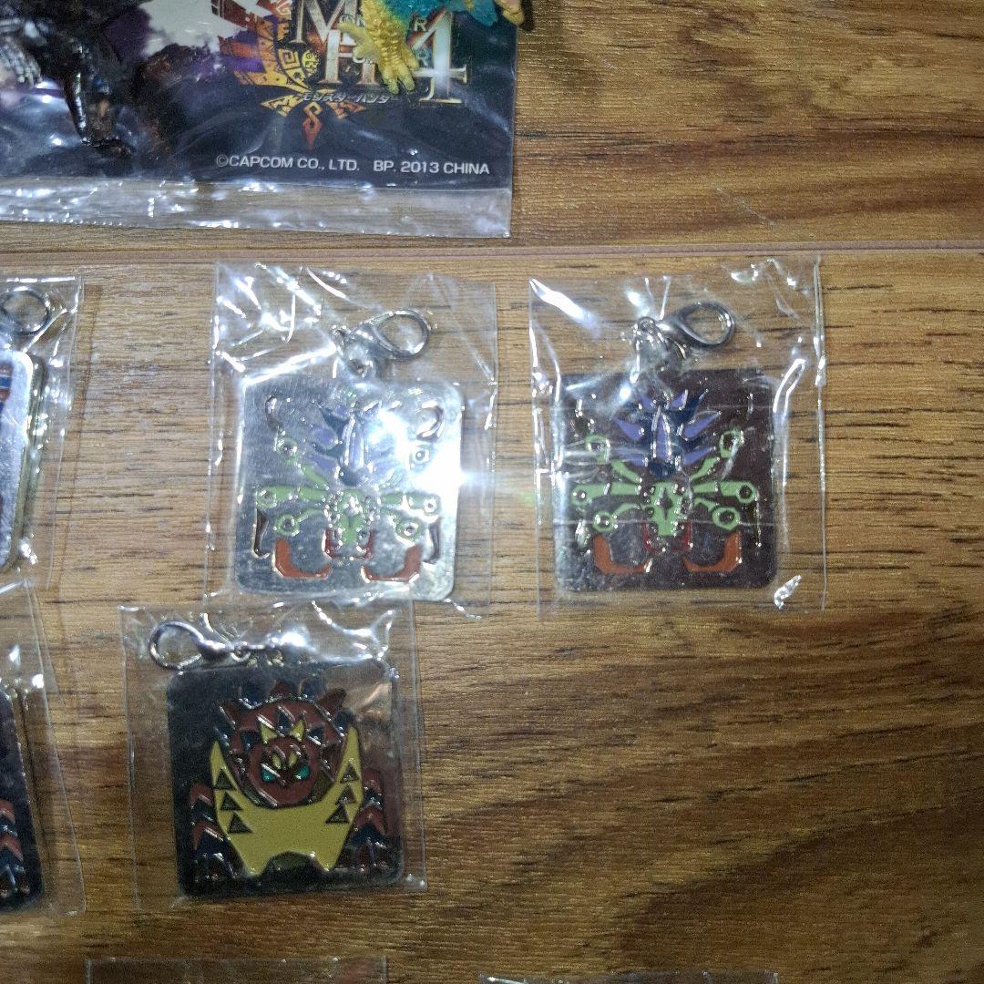モンスターハンターMONSTERHUNTER　メタルチャームキーホルダーフィギア