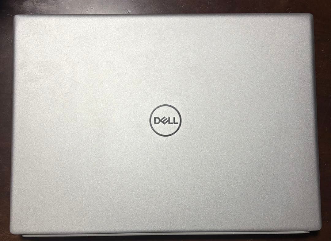 DELL Inspiron 14インチ シルバー ノートPC